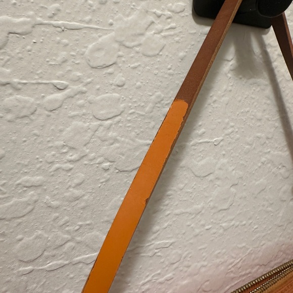 AUTHENTIC Louis Vuitton Epi Leather Pochette Accessoires – Orange – Vintage - Picture 3 of 9